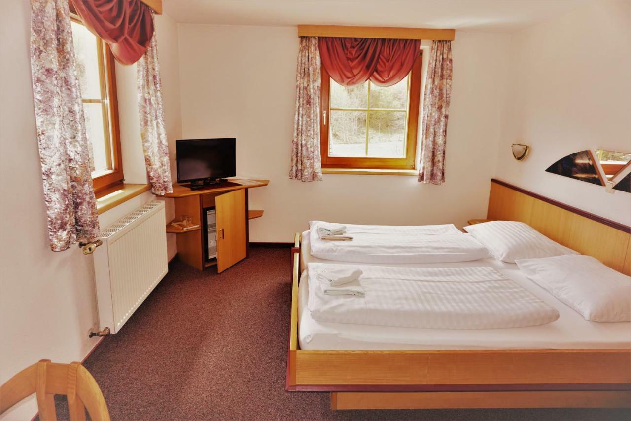 Landhotel Lacknerhof Mariapfarr Extérieur photo
